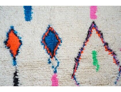 Colorful Berber carpet 207 x 128cm