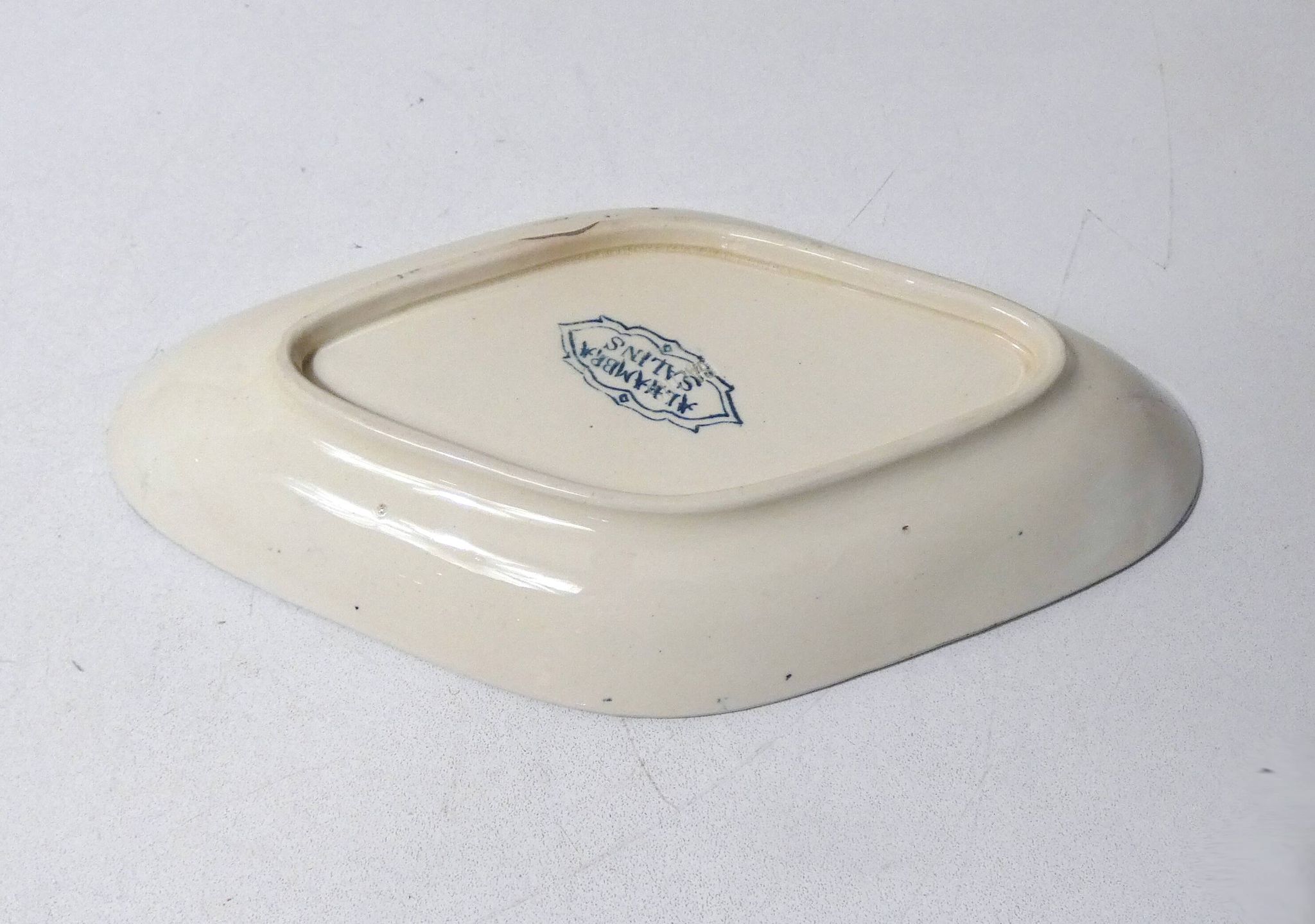 Iron earth dish alhambra salins art deco