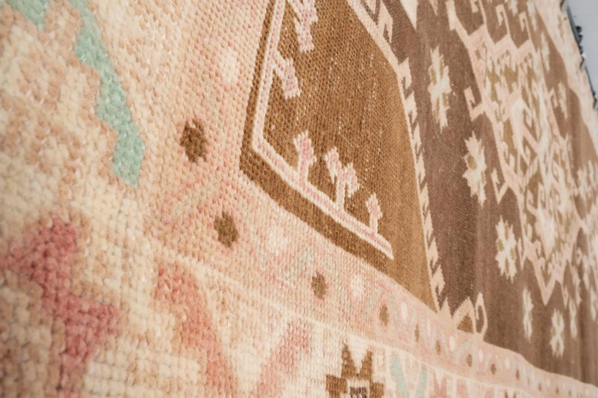 Tapis de couloir turc vintage