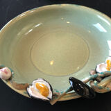 Paris ceramic dish with slip decoration, by Suzy Coste
