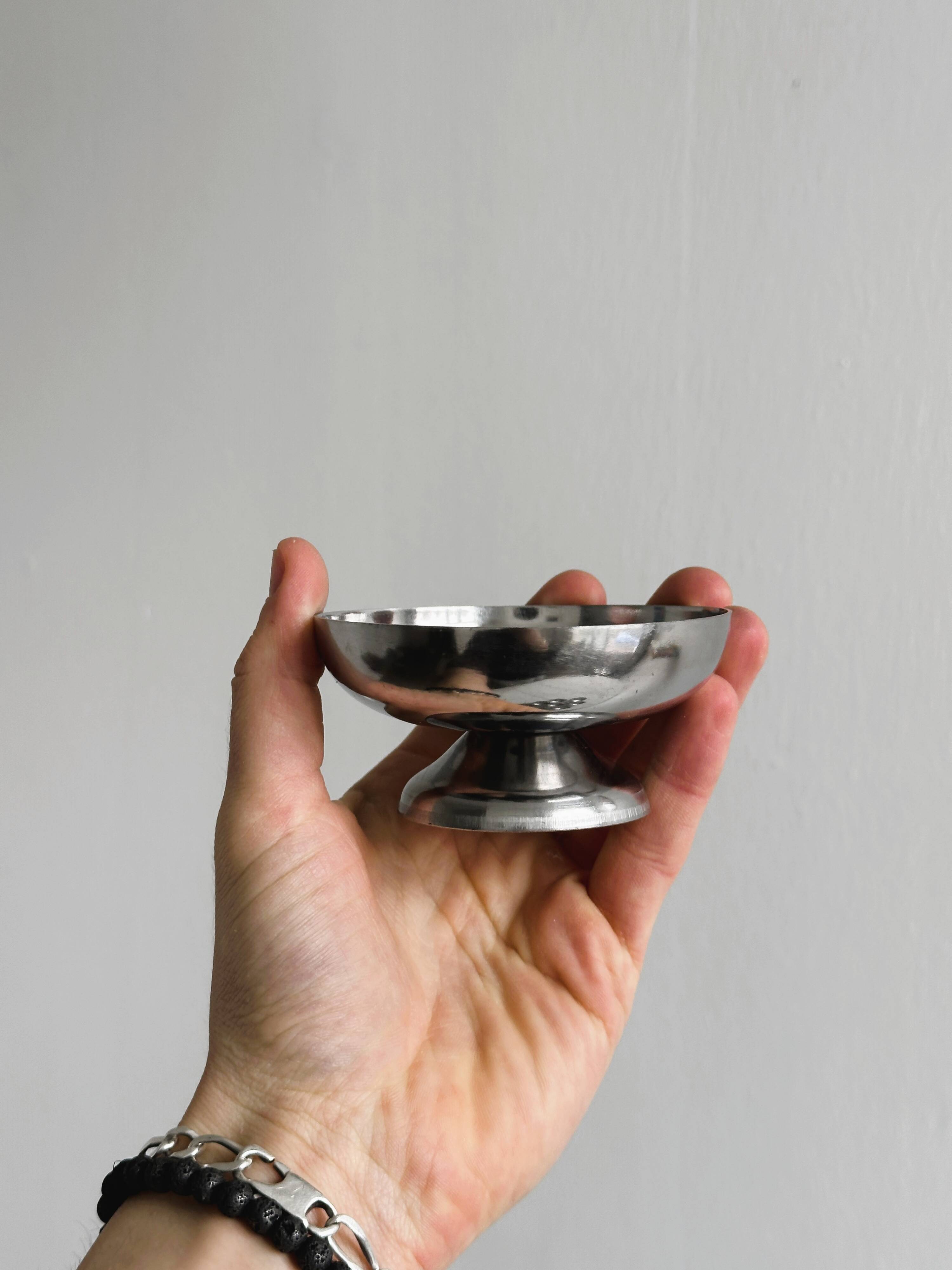12 stainless steel footed bowls, Letang Remy style