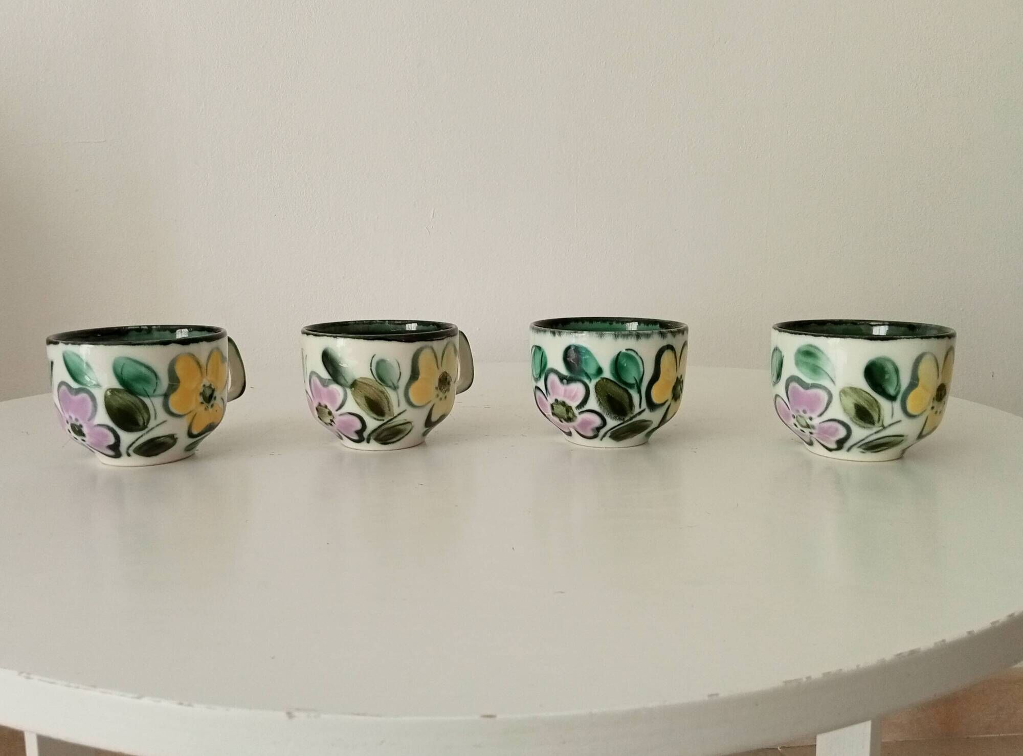 Set of 4 vintage Boch Belgium cups from the 1960s.