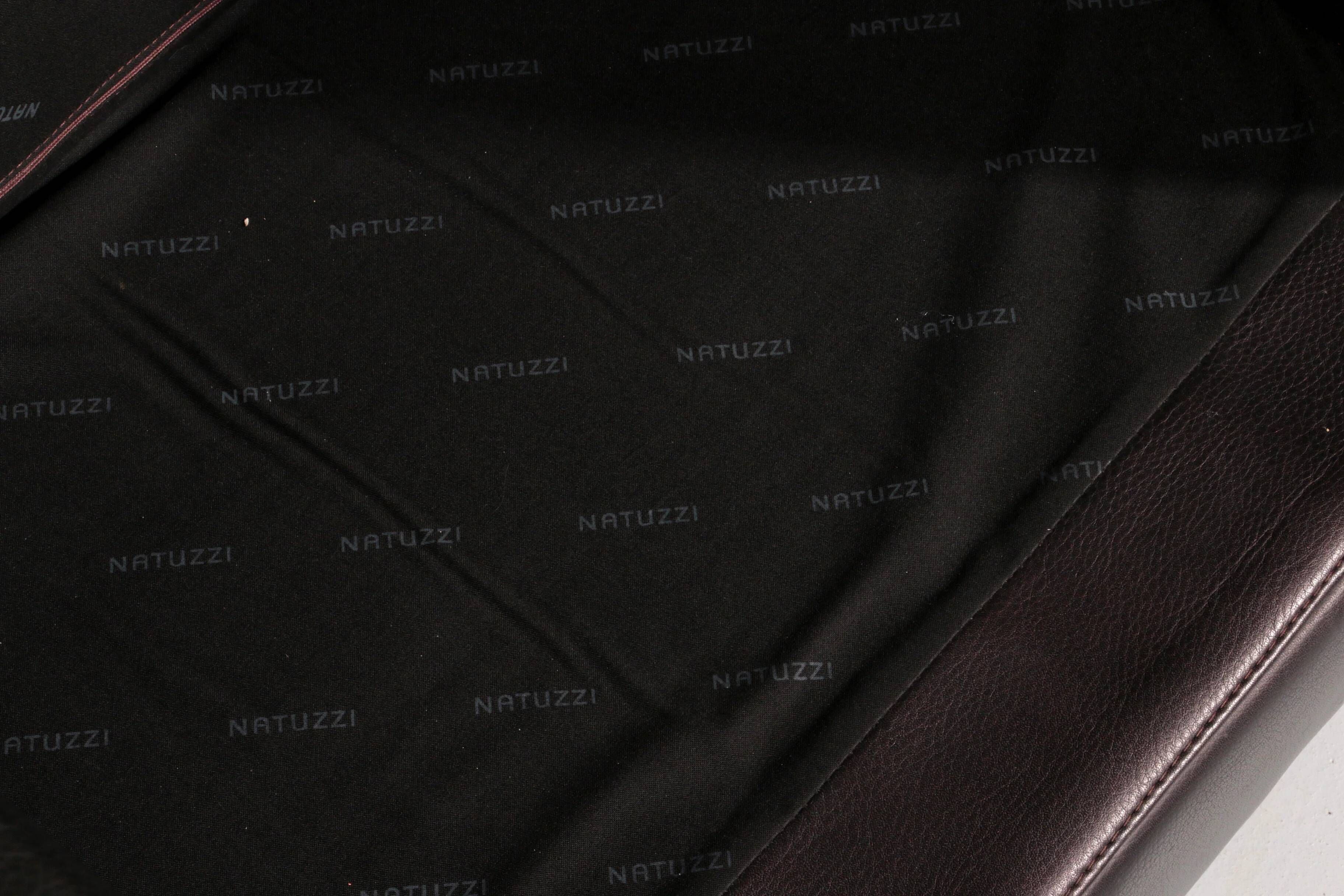 Italian modern leather swivel lounge chair steel by Natuzzi, Italy 1970