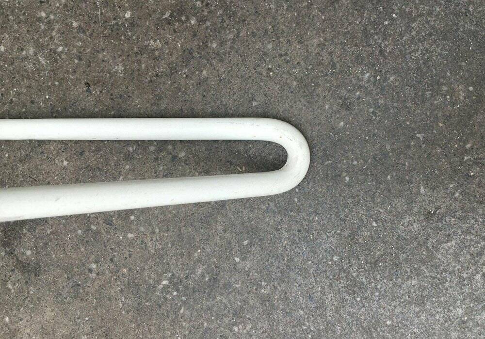 White postmodern Kreuzschwinger chairs by Till Behrens for Schlubach, 1980s, set of 3.