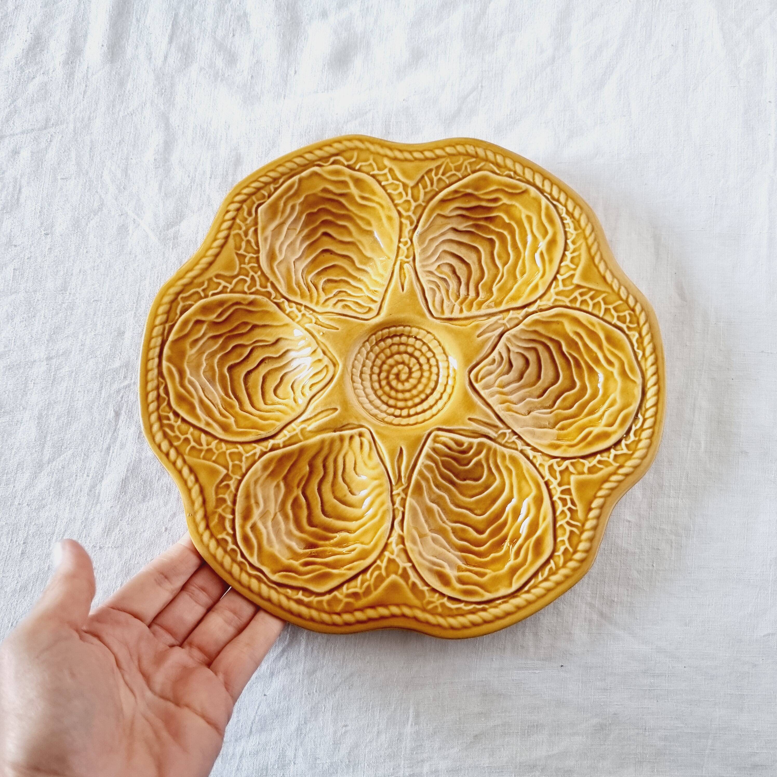 Vintage Oyster Dish, Boch, Art Nouveau 1920 Vintage Oyster Dish, Boch, Art Nouveau, Color Sa