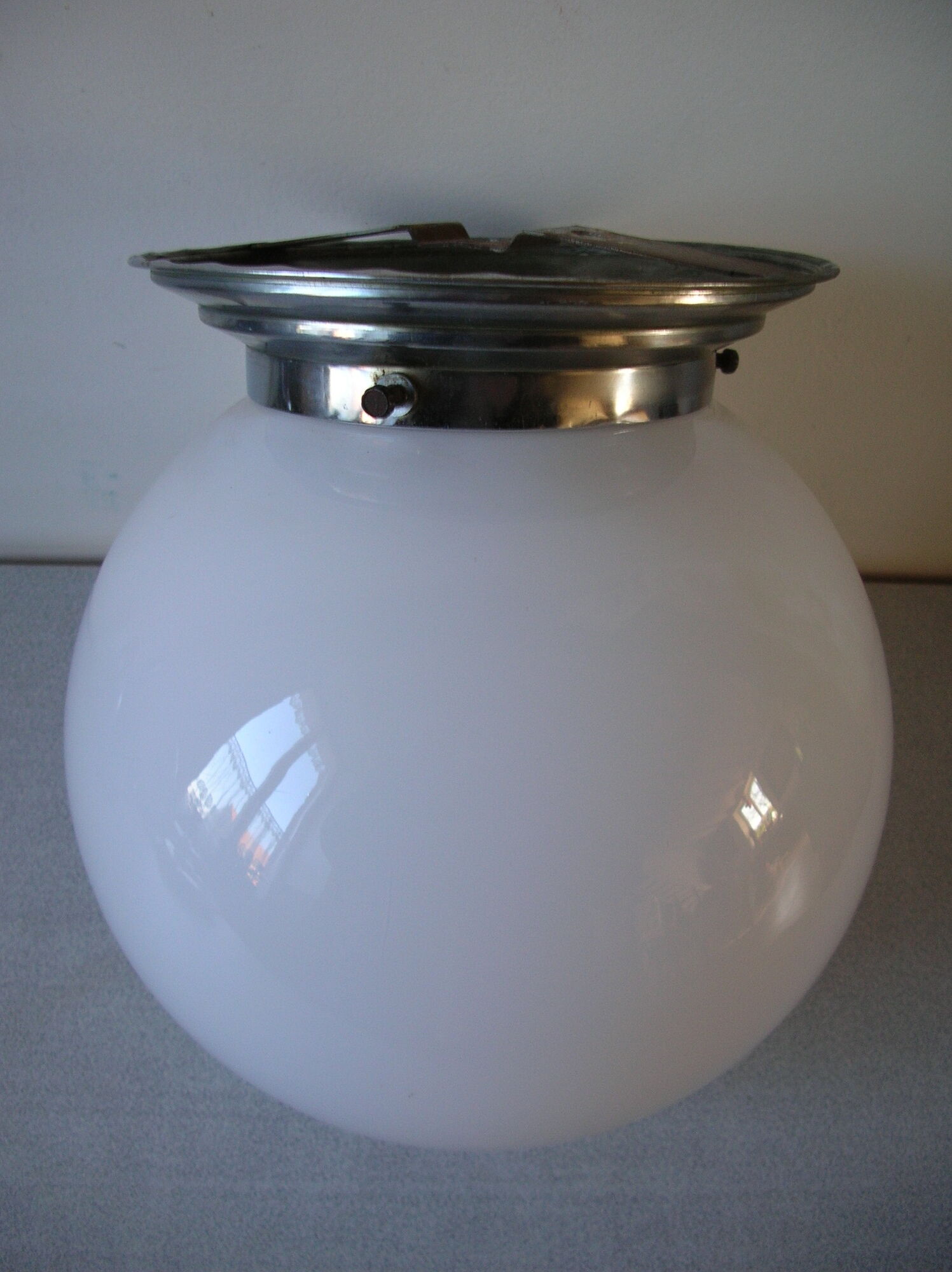 Ceiling lamp luminaire globe ball sphere in opaline glass support metal deco retro