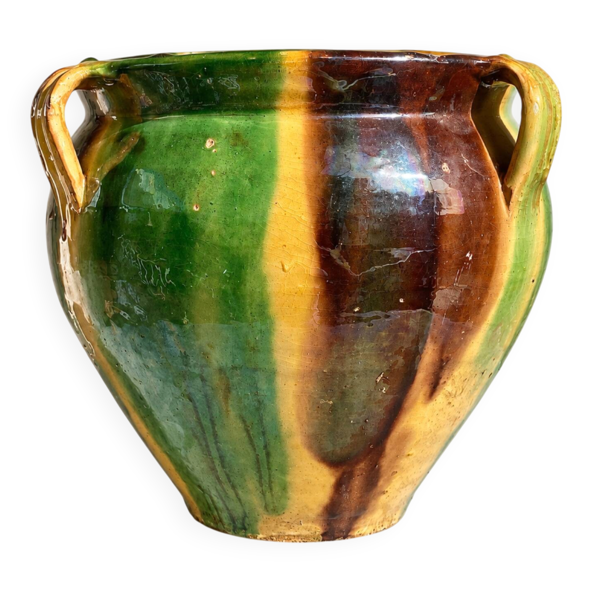 Ancient glazed terracotta pot from the 19th century, south-west France.