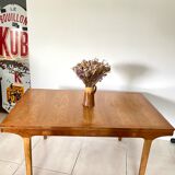 Extendable dining table in NATHAN teak