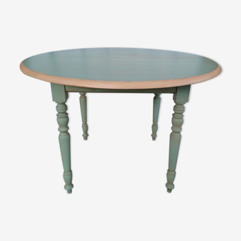 Provencal style round table