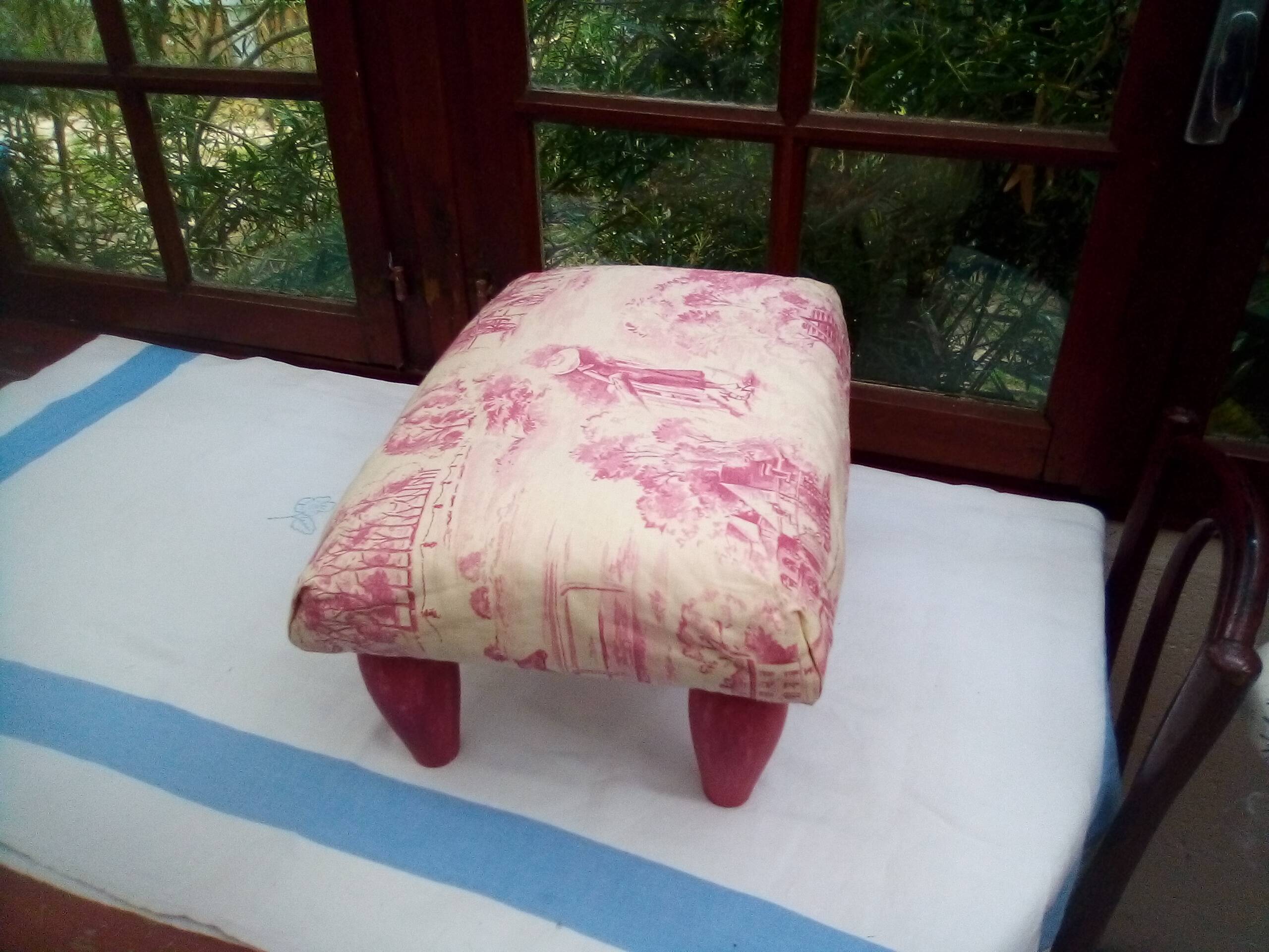 Pouf, footstool toile de jouy