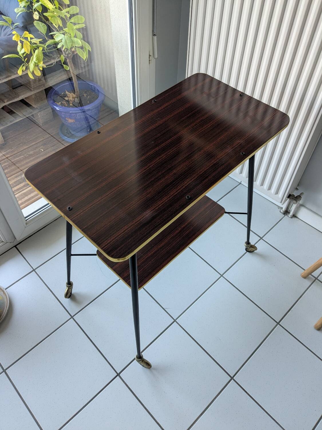 Vintage (60s-70s) Formica side table