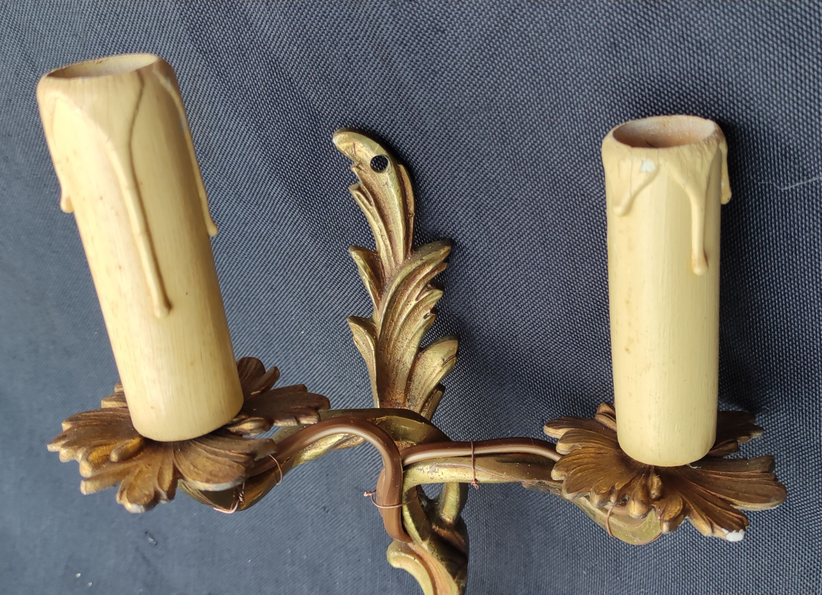 Pair of bronze wall lamps Louis XV style