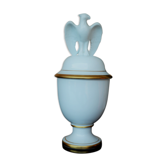 Porcelain urn or candy