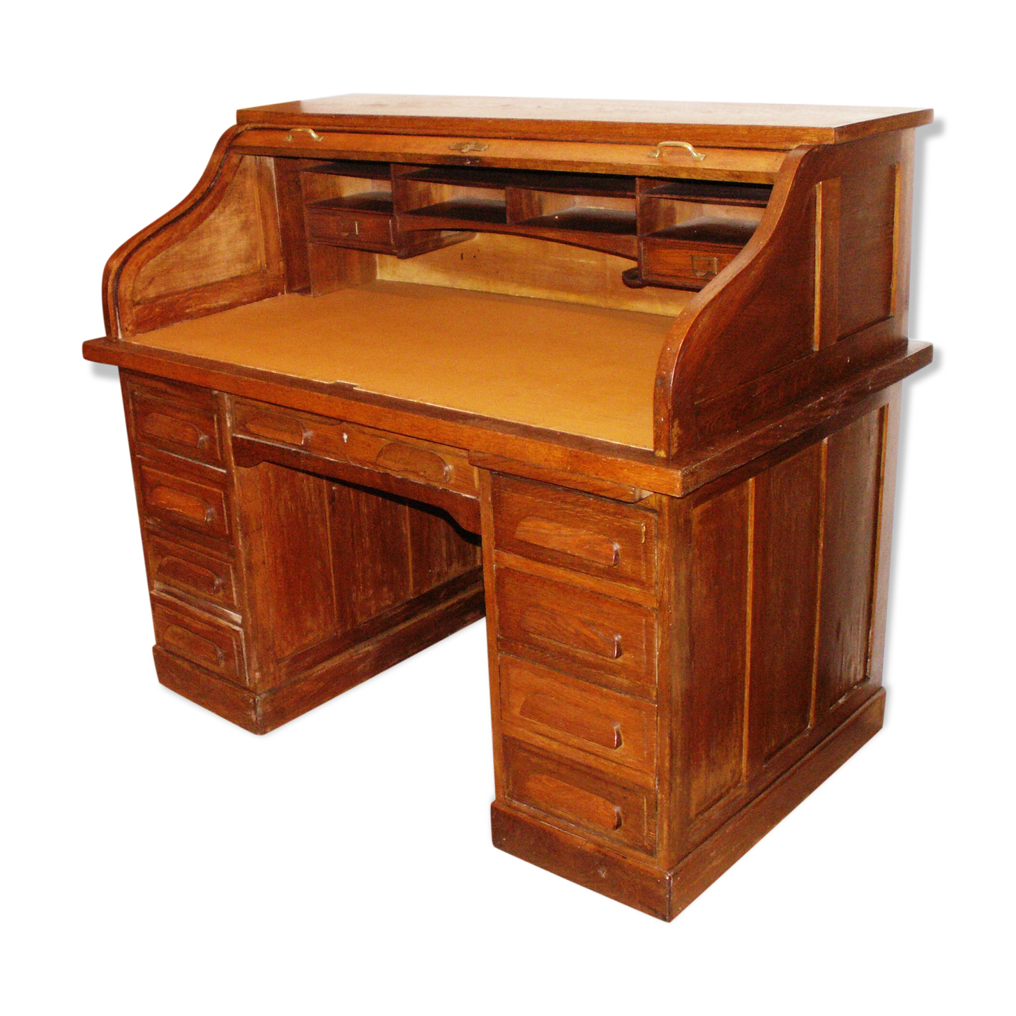 Roll-top desk