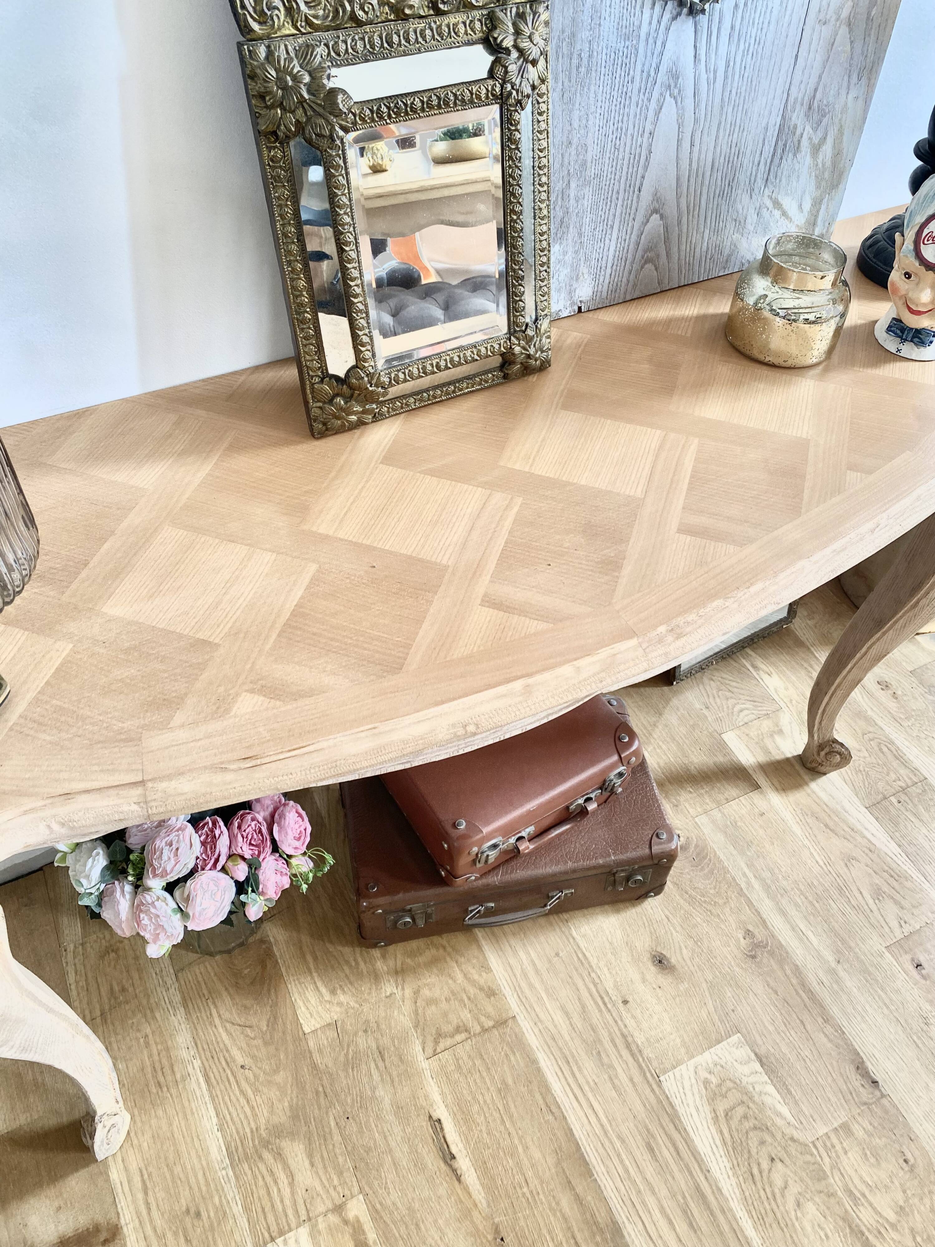 Large castle entrance console