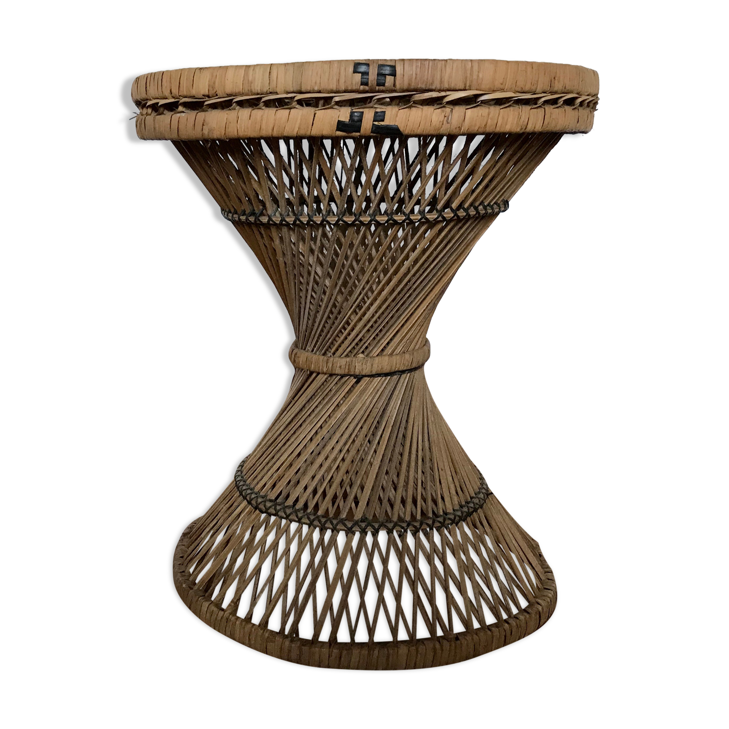 Rattan diabolo stool