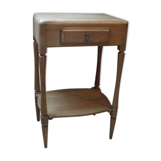 Side table in natural wood hetre