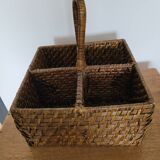 Small wicker basket
