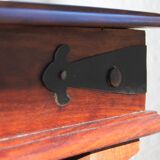 Wooden farm table in very good condition