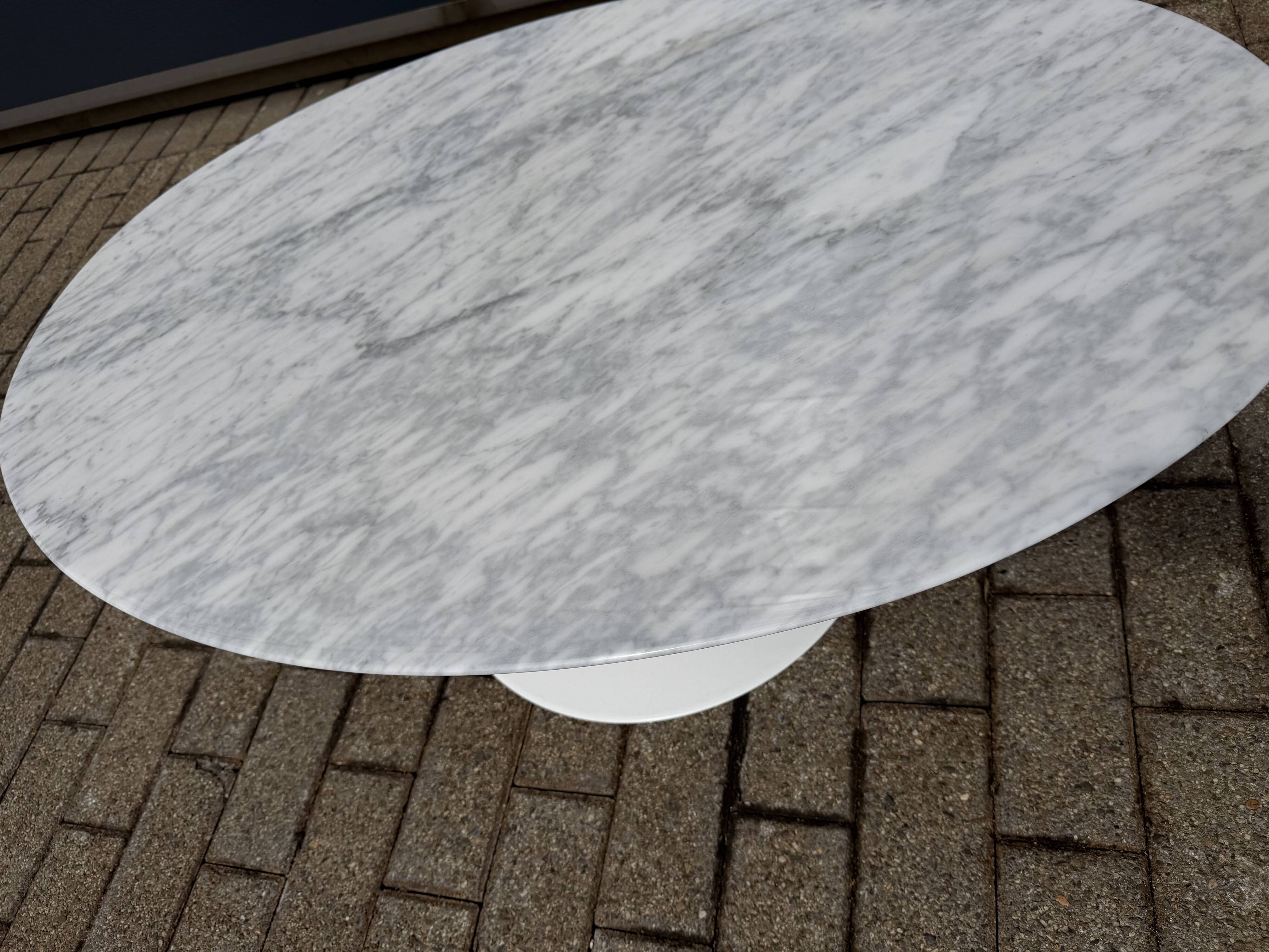 Original Knoll Tulip Oval Coffee Table Eero Saarinen Statuarietto 107x70