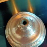 Chiseled candlestick in gilded bronze