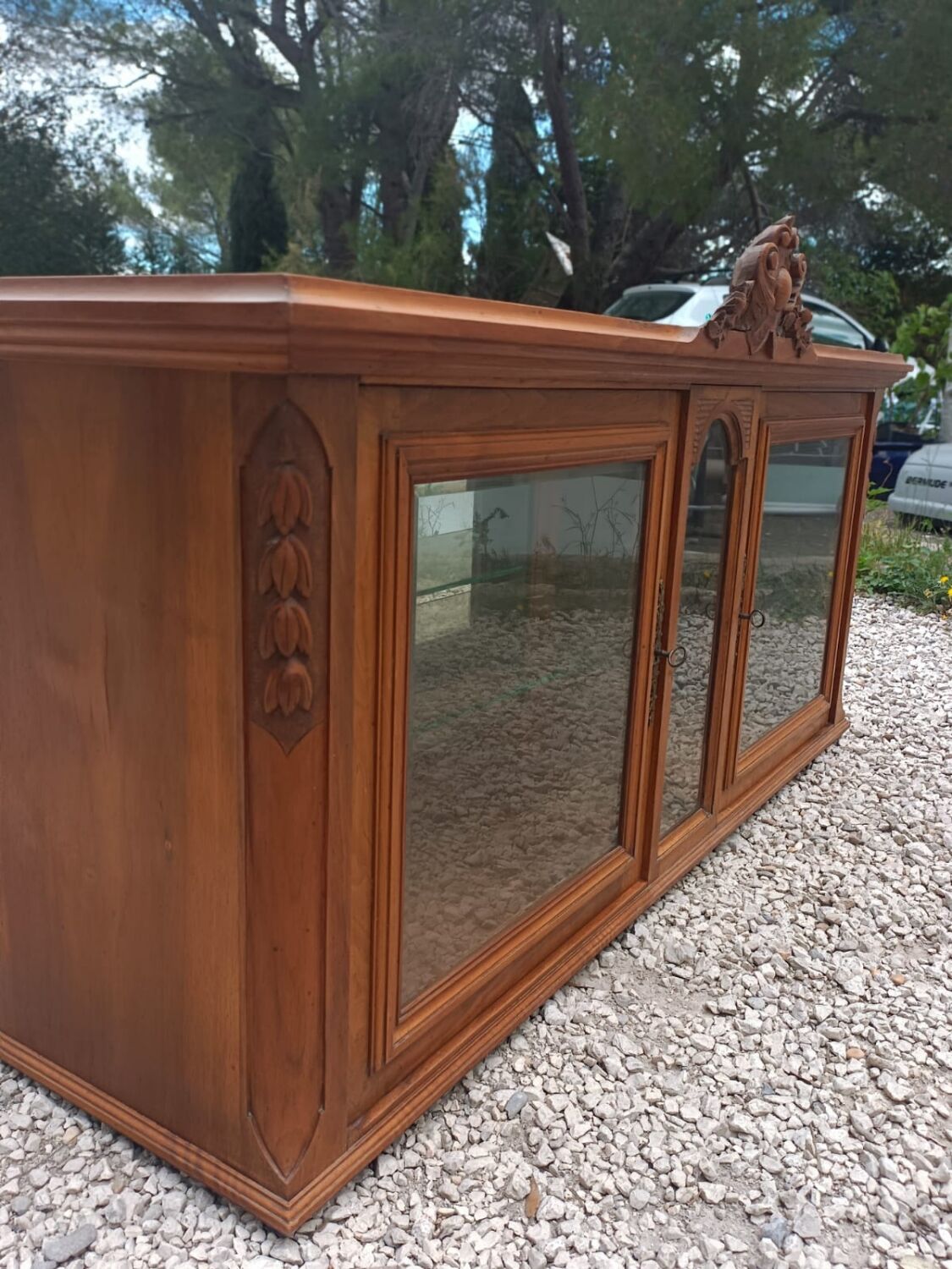 Vessel year 30 to hang