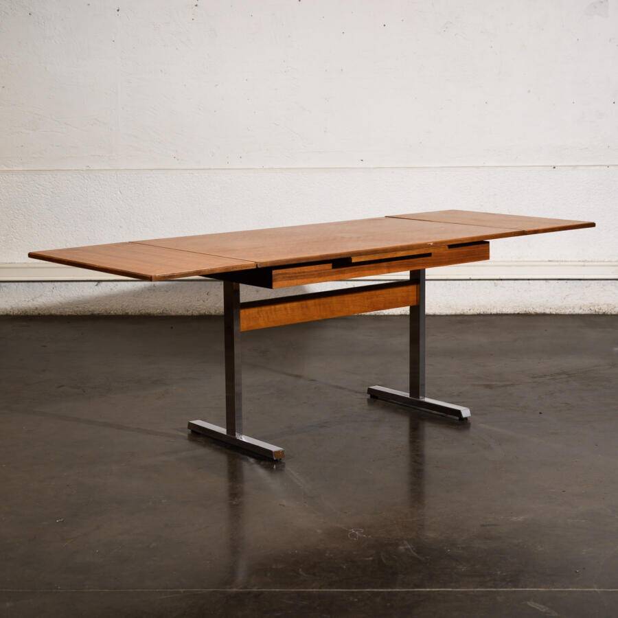 Extendable work table with chrome legs
