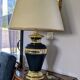 Lampe de salon vintage noire et laiton