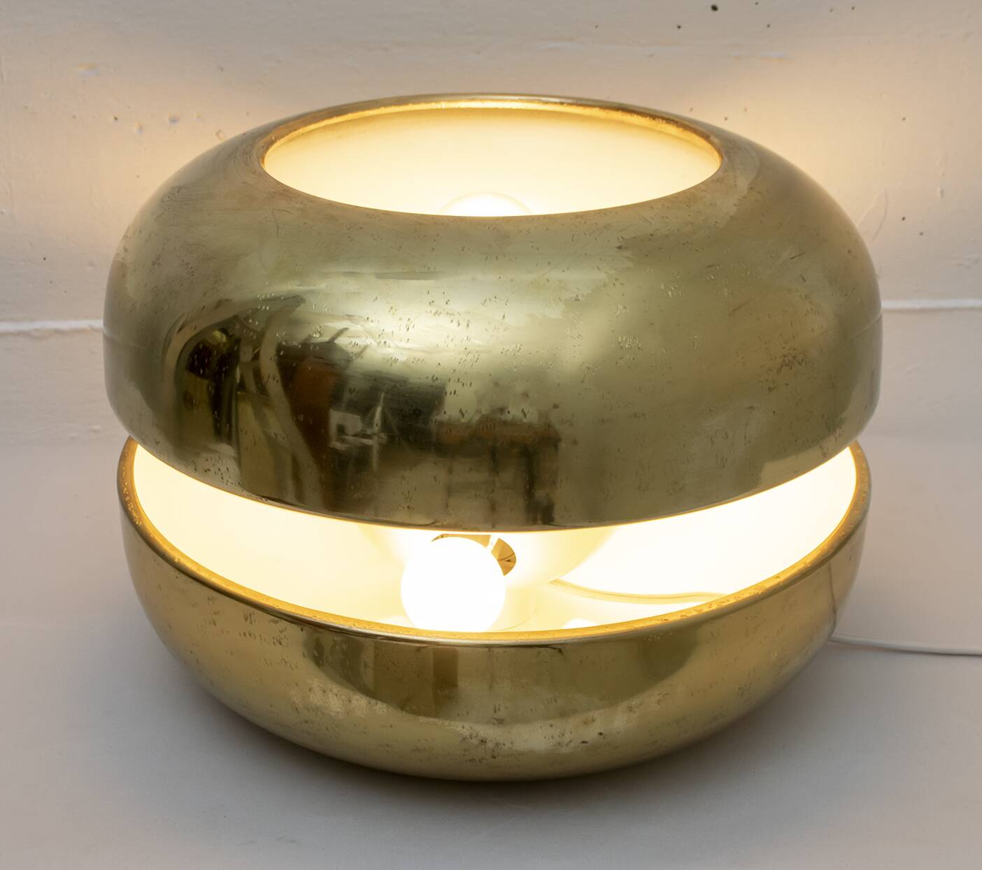 Luciano Frigerio Italian Table Lamp Vibrated Brass "Ballata Alta", 1974