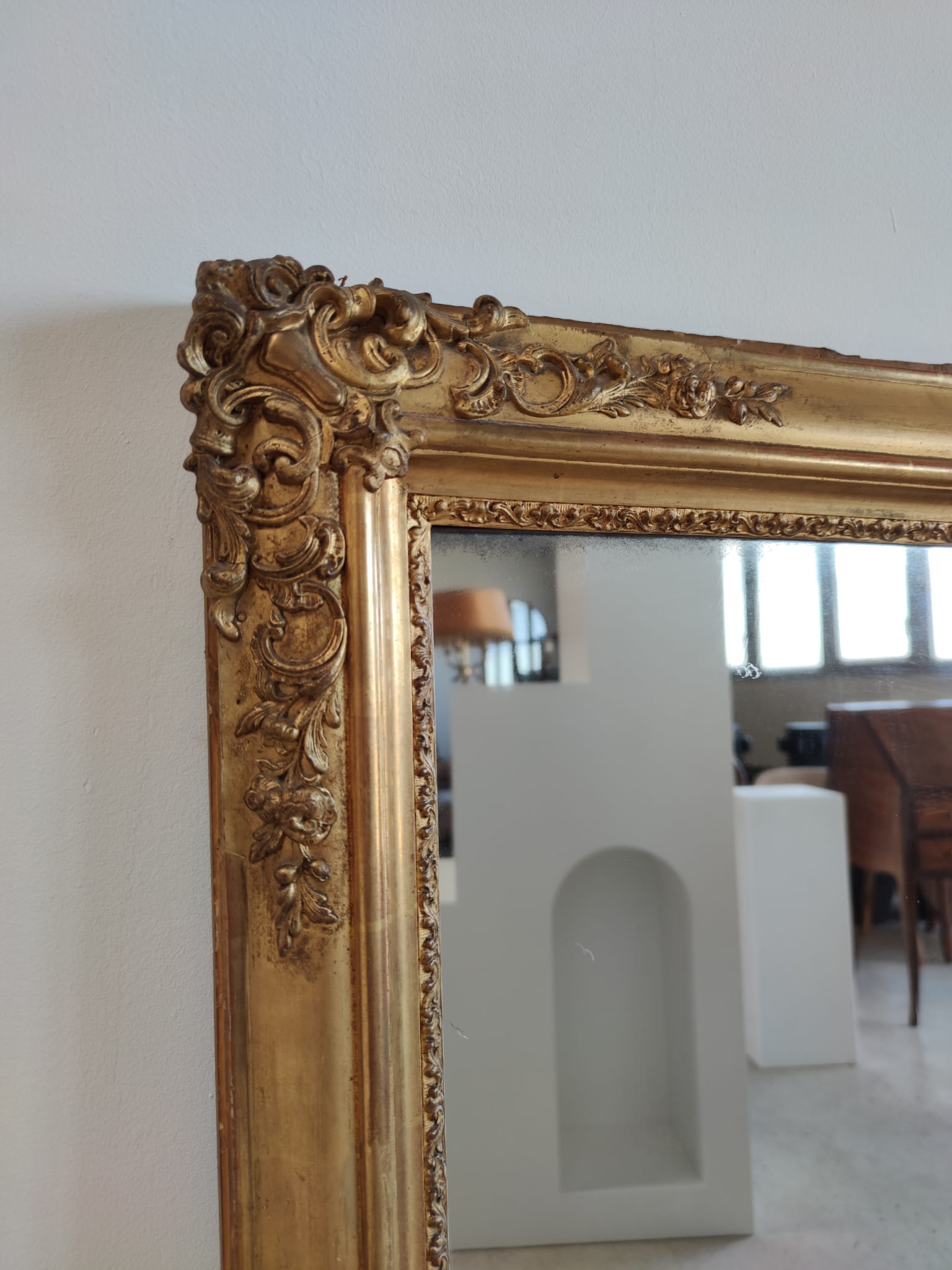 Rectangular golden mirror moldings plant motifs nineteenth H: 130cm
