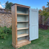 1 door wardrobe in 19th century pine.