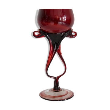 Vase artistique vintage rouge foncé du milieu du siècle