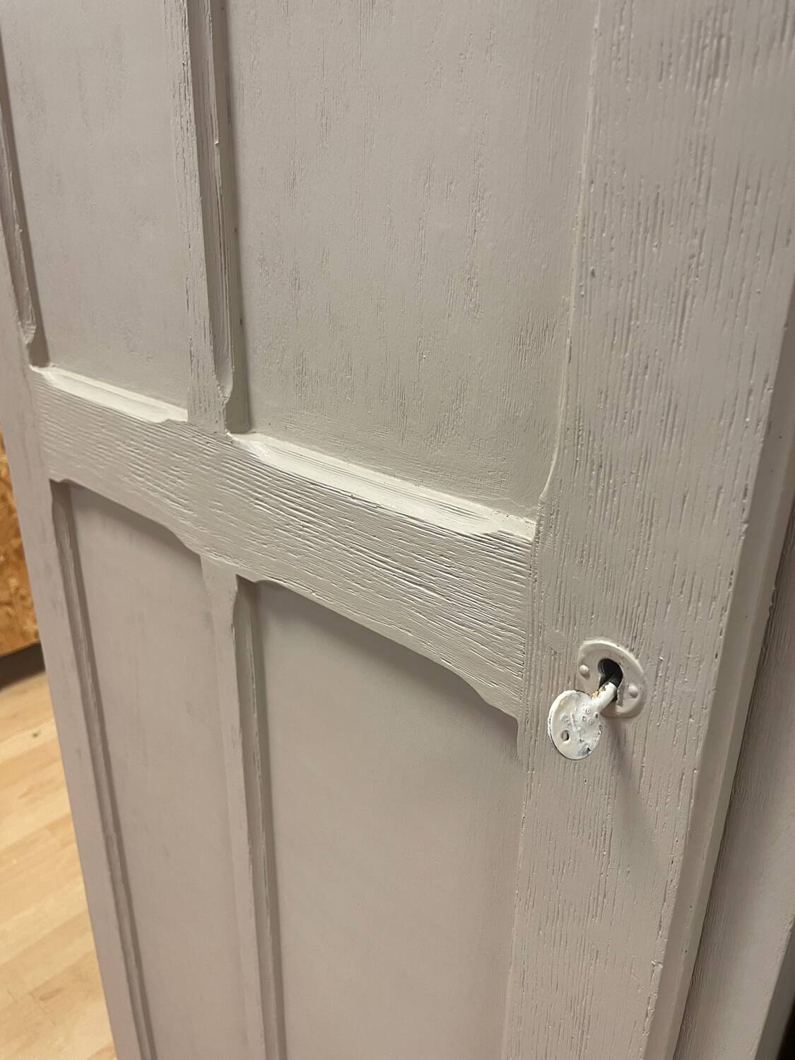 Small pinkish beige Parisian wardrobe