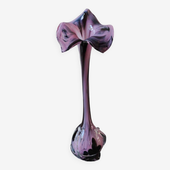 Élégant Grand vase, Murano/Italie. Col forme Florale/Calla. A décor de volutes/Ondes lilas/Prune. Haut 43 cm