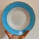 Lot de 8 assiettes creuse vintage bleues, blanches et dorées