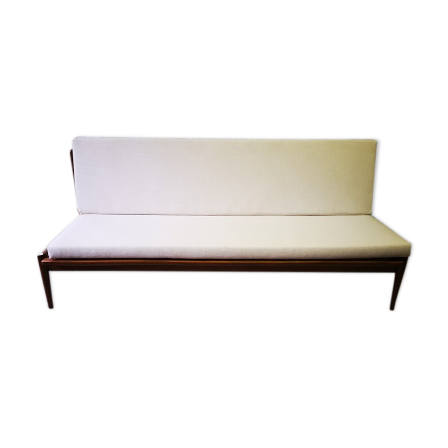 Canape in teak design