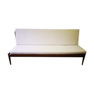 Canape in teak design