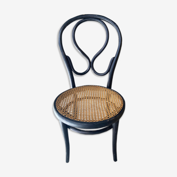 Thonet low chair in curved and canned wood