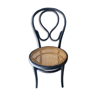 Thonet low chair in curved and canned wood