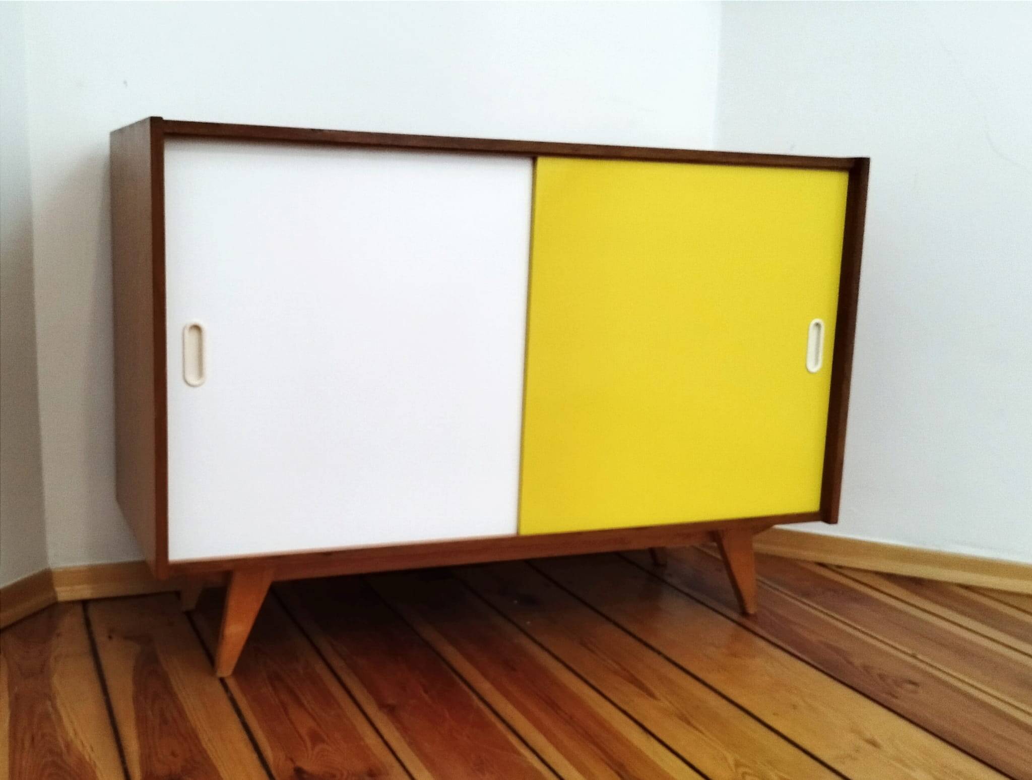 Czechoslovakian Cabinet attributed to J. Jiroutek for Interior Prague, 1960s