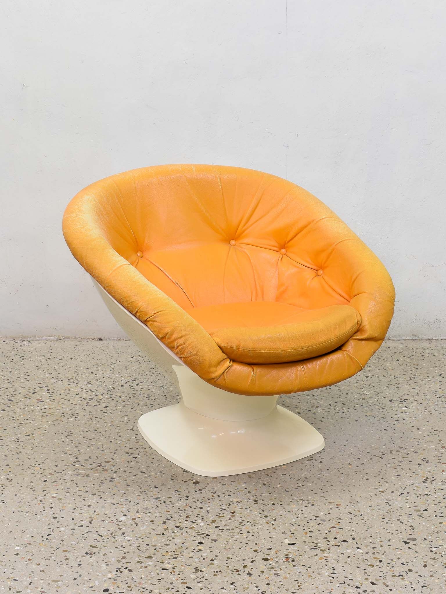 Fauteuil Space Age de Raphaël Raffel