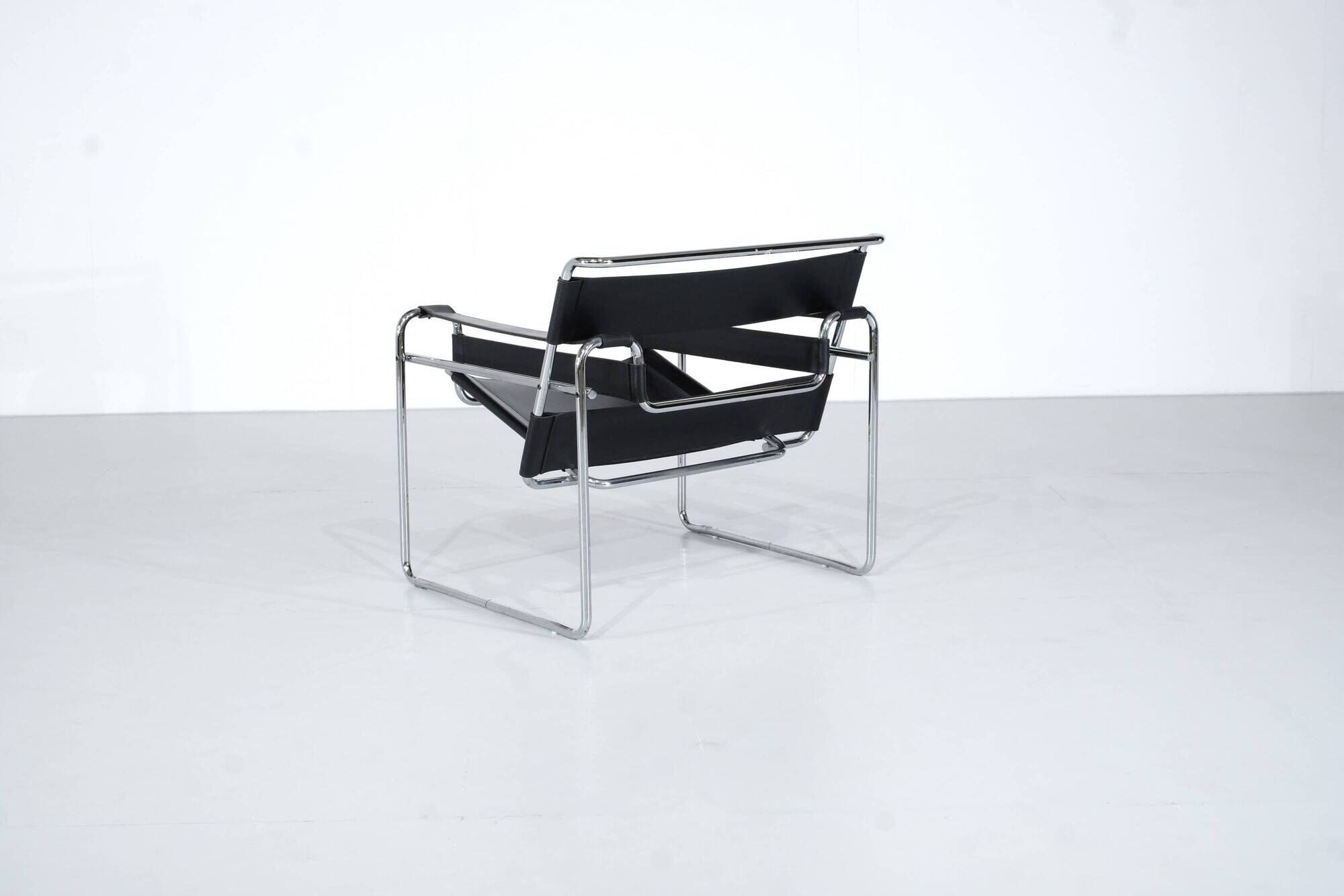 Wassily armchair by Marcel Breuer for Knoll International - 1990s