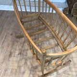 Crib in pearl wood crib