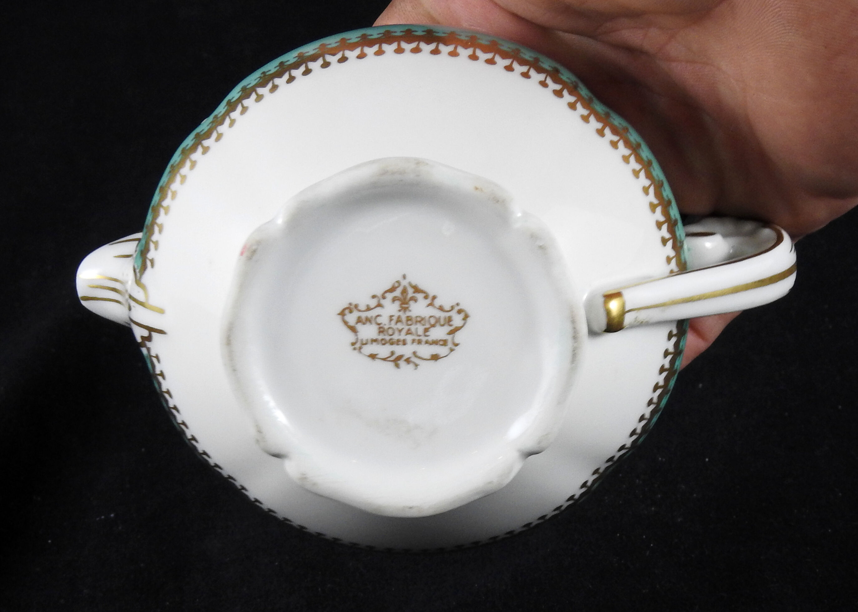 Pichet à lait sauciere en porcelaine royale de Limoges