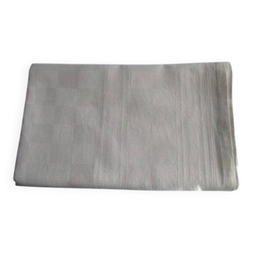 Nappe ancienne damassée, monogrammée 140x160cm