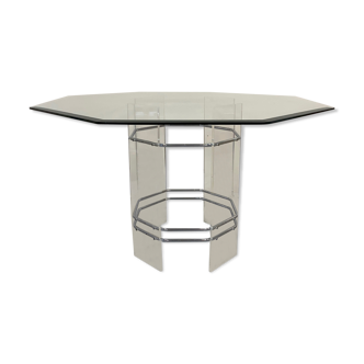 Octagonal glass and plexiglass table