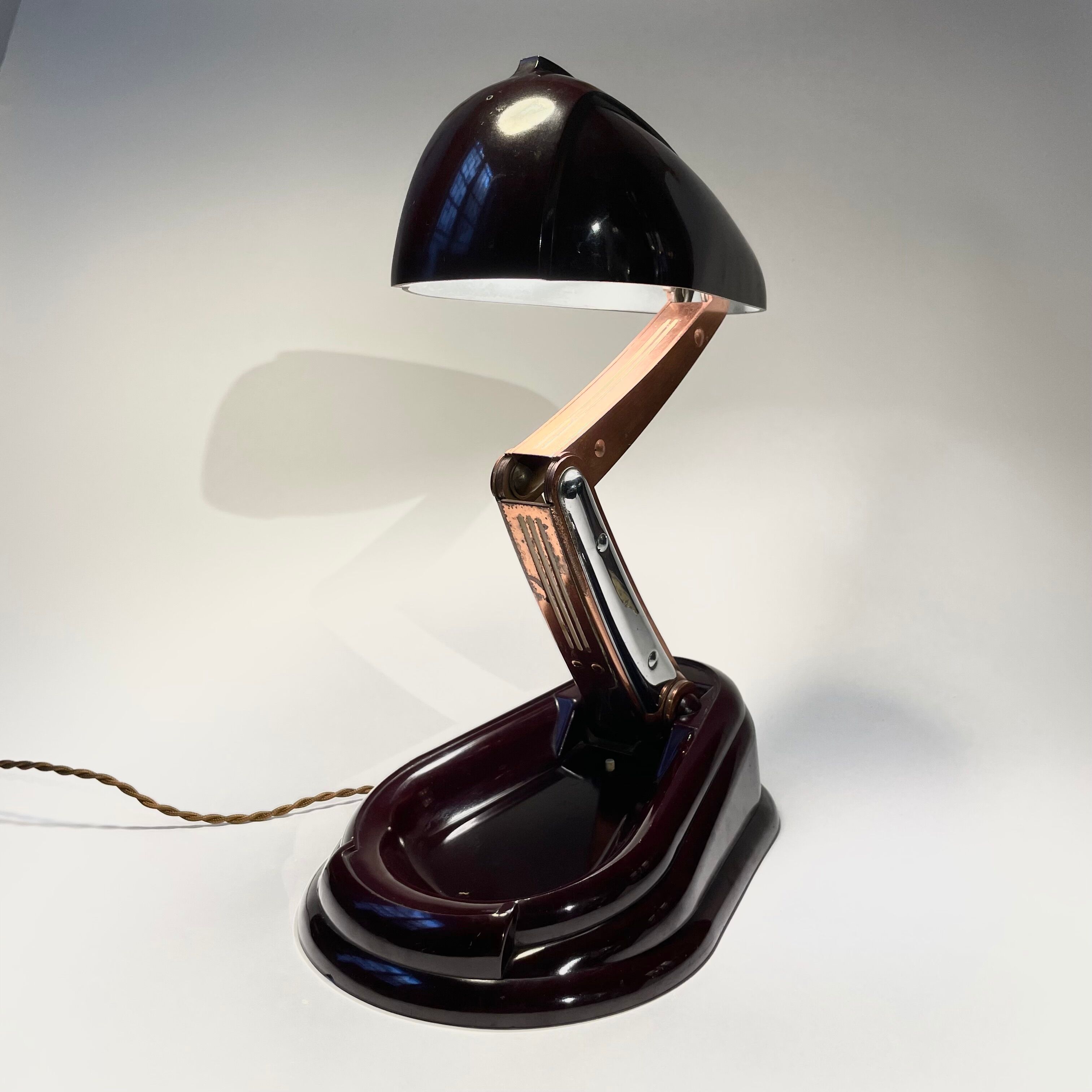 Jumo Bolide lamp in bakelite and copper