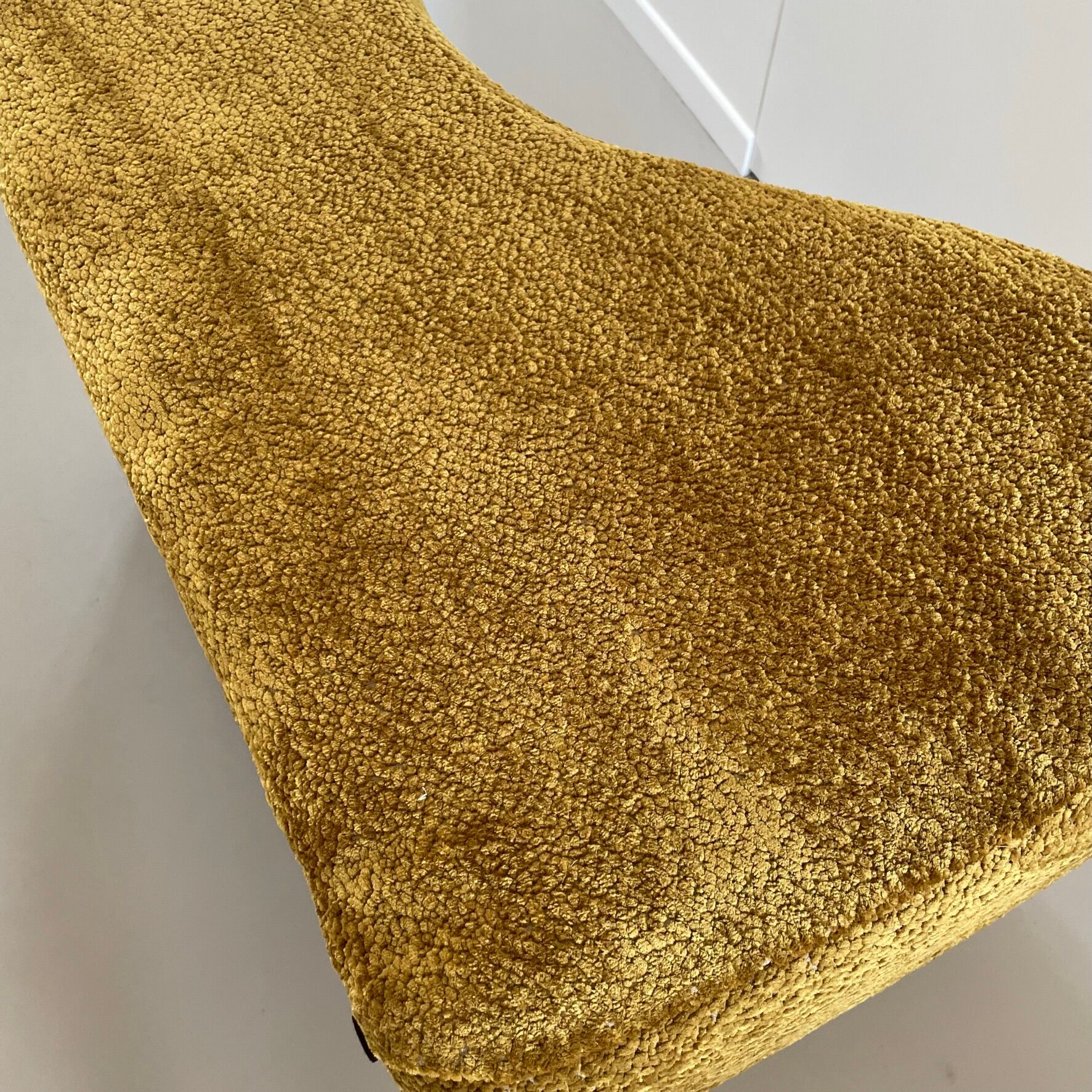 Chair, droit model from the "chromatic" series, Kwok Hoi Chan, Steiner 1970