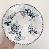 Iron pedestal dish