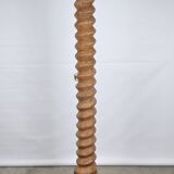 Screw press lamp